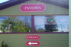 Pizzeria custom signs